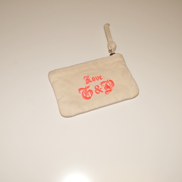 Juicy Couture Coin / Wristlet 5042 - Picture 4 of 5